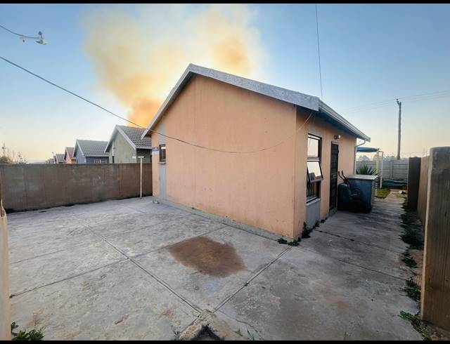 2 BEDROOM HOUSE FOR SALE IN SAVANNA CITY